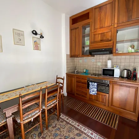 3 Pieces Dans Le Centre De